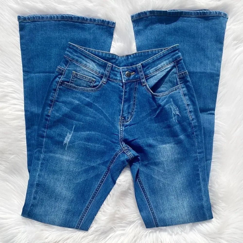 Groupie Ripped Knee Flare Jeans Dark Wash Size 26 - Picture 7 of 14